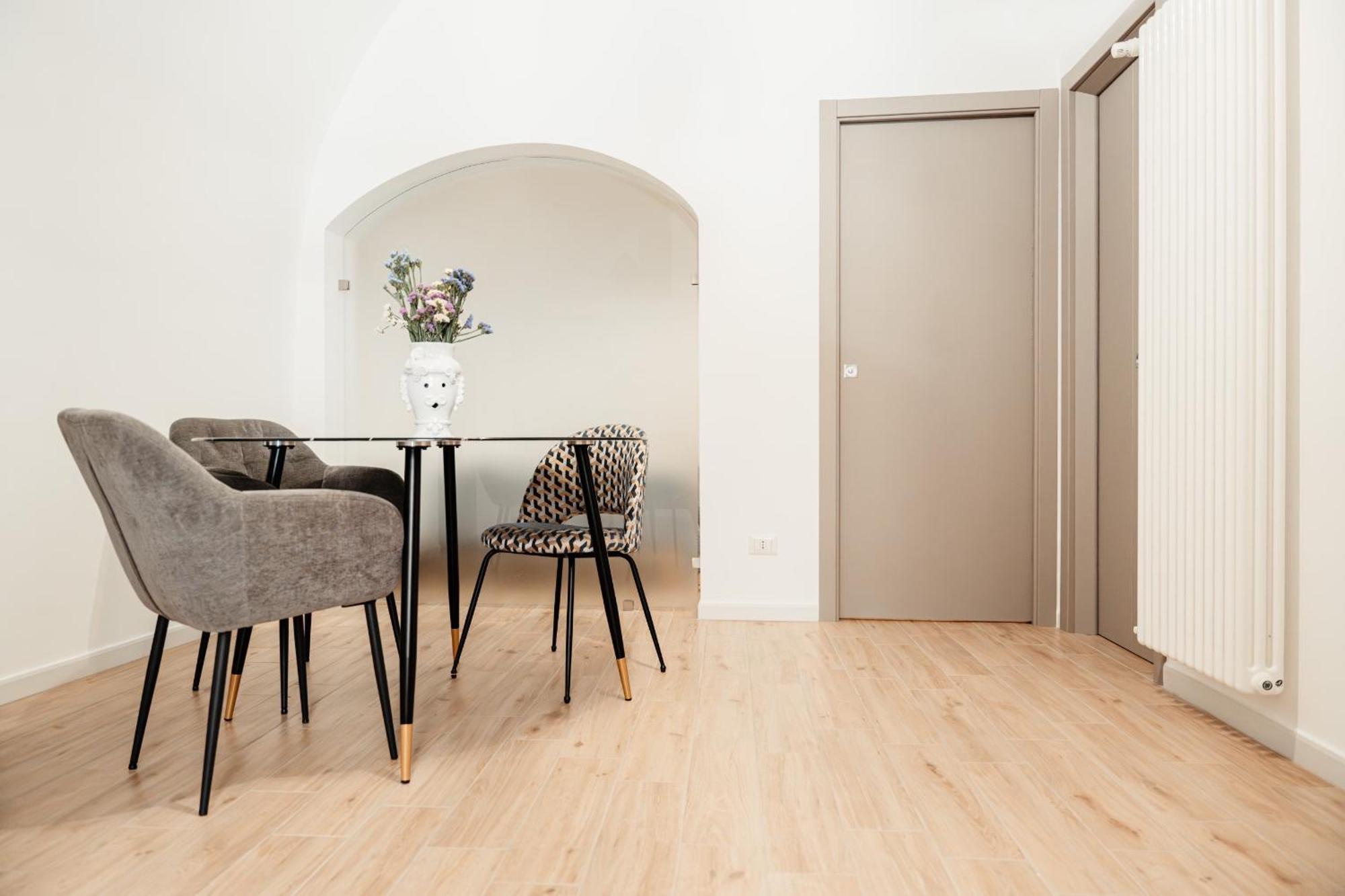 Aparthotel Camere Del Capitolo 比谢列 外观 照片